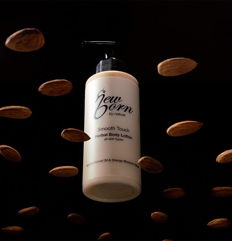 Body lotion almond